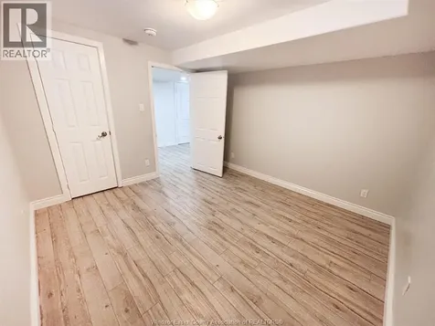 201 Hanmer Street East Barrie ON L4M 6W7