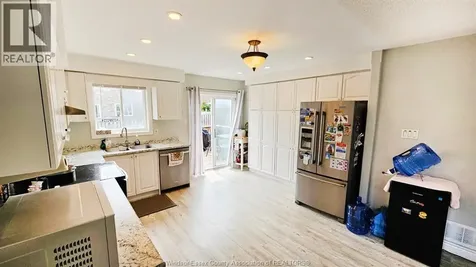 201 Hanmer Street East Barrie ON L4M 6W7
