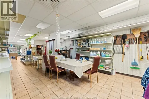 871 Erie Street East Windsor ON N9A 3Y7