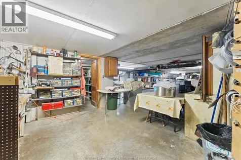 871 Erie Street East Windsor ON N9A 3Y7