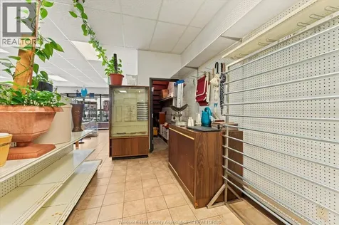 871 Erie Street East Windsor ON N9A 3Y7