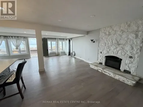 35 Lakeside Avenue Meaford ON N4L 1A7