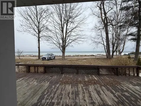 35 Lakeside Avenue Meaford ON N4L 1A7