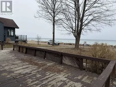 35 Lakeside Avenue Meaford ON N4L 1A7