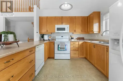 13 Melville Road Arnprior ON K7S 3Z8