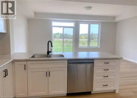 57 Lloyd Davies Way Binbrook ON L0R 1C0