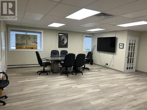 553 Queen St E # 1 Sault Ste. Marie ON P6A 2A3