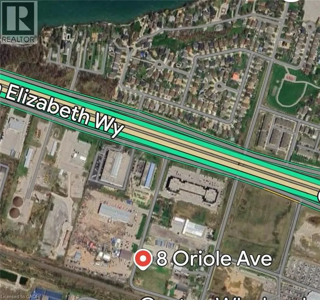 8 Oriole Avenue Stoney Creek ON L8E 4E4