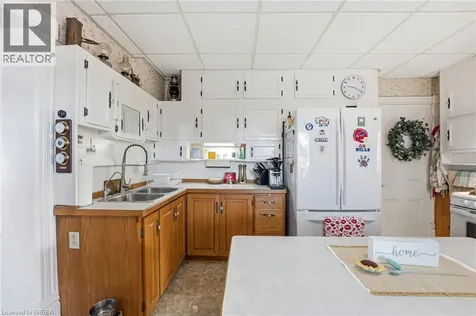 187 Sydenham Street Brantford ON N3R 3Z5