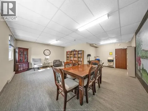 3936 Wyandotte Street East Windsor ON N8Y 4V1