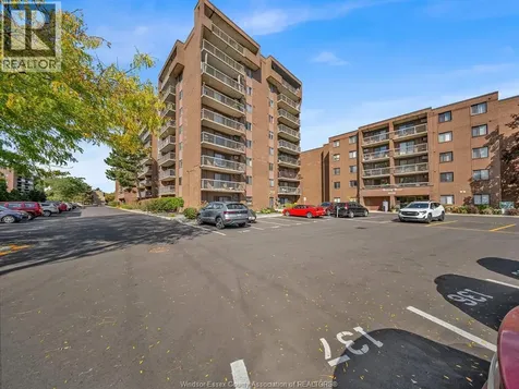 3936 Wyandotte Street East Windsor ON N8Y 4V1
