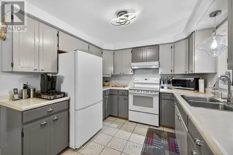 72 Tecumseth Pines Drive New Tecumseth ON L0G 1W0
