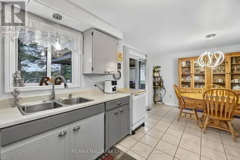 72 Tecumseth Pines Drive New Tecumseth ON L0G 1W0