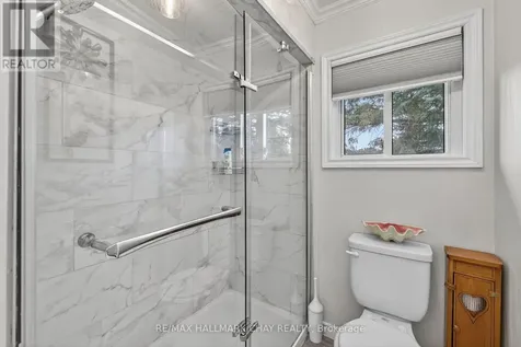 72 Tecumseth Pines Drive New Tecumseth ON L0G 1W0