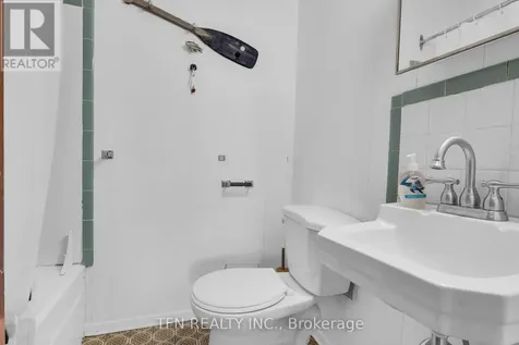 1585 Port Stanton Parkway Severn ON P0E 1N0