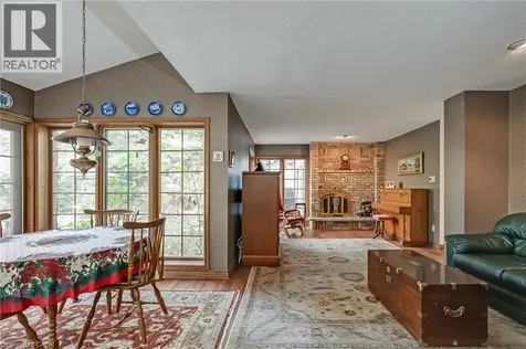 1296 Cumnock Crescent Oakville ON L6J 2N7