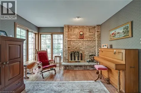 1296 Cumnock Crescent Oakville ON L6J 2N7
