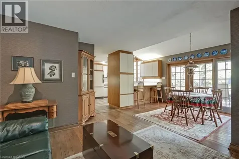 1296 Cumnock Crescent Oakville ON L6J 2N7
