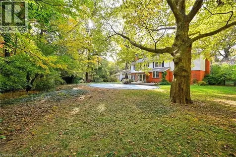 1296 Cumnock Crescent Oakville ON L6J 2N7