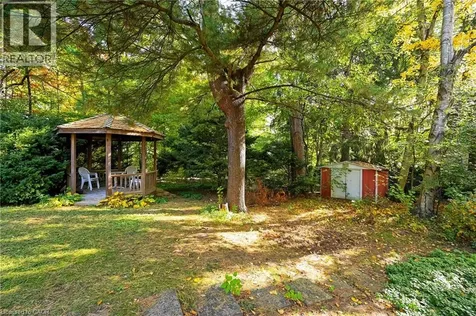 1296 Cumnock Crescent Oakville ON L6J 2N7