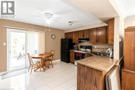 10 Wentworth Drive Grimsby ON L3M 5G3