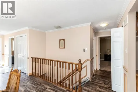 10 Wentworth Drive Grimsby ON L3M 5G3