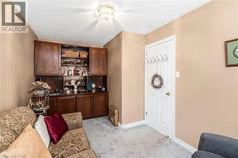 10 Wentworth Drive Grimsby ON L3M 5G3