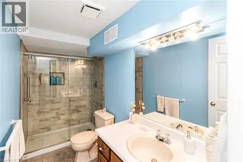 10 Wentworth Drive Grimsby ON L3M 5G3