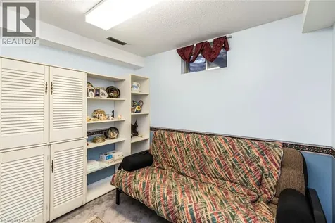 10 Wentworth Drive Grimsby ON L3M 5G3