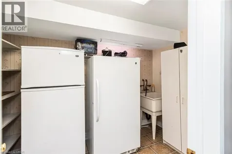 10 Wentworth Drive Grimsby ON L3M 5G3