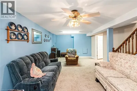 10 Wentworth Drive Grimsby ON L3M 5G3
