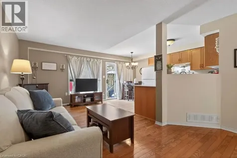 10 Cadham Boulevard Hamilton ON L8W 3X6
