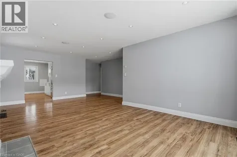 20 Shirley Street Dundas ON L9H 4S3