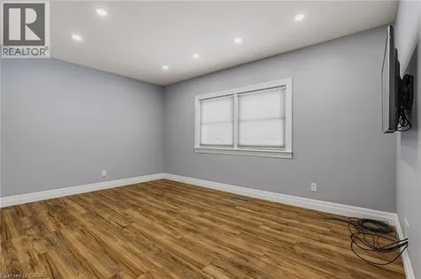 20 Shirley Street Dundas ON L9H 4S3