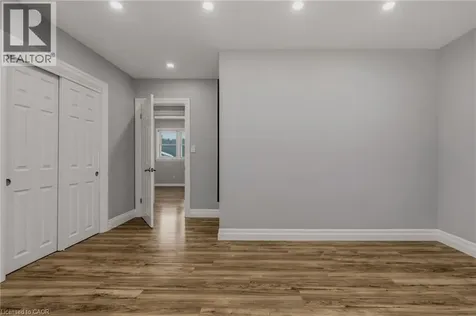 20 Shirley Street Dundas ON L9H 4S3