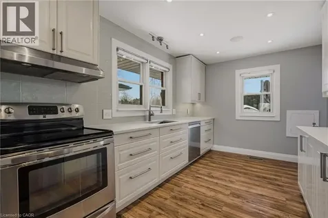 20 Shirley Street Dundas ON L9H 4S3