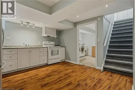20 Shirley Street Dundas ON L9H 4S3