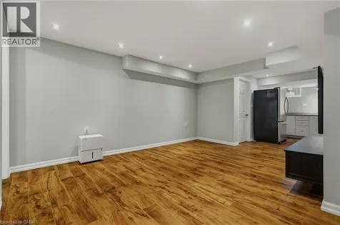 20 Shirley Street Dundas ON L9H 4S3