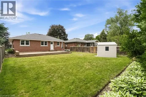 20 Shirley Street Dundas ON L9H 4S3