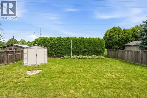 20 Shirley Street Dundas ON L9H 4S3