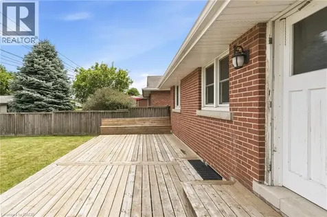 20 Shirley Street Dundas ON L9H 4S3
