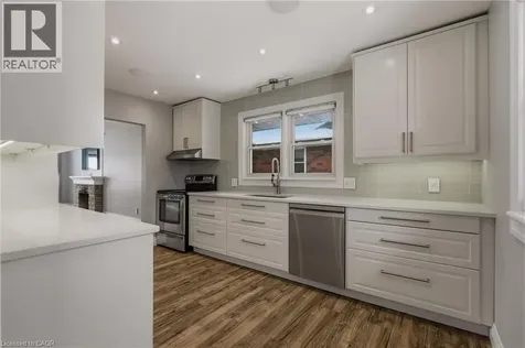 20 Shirley Street Dundas ON L9H 4S3