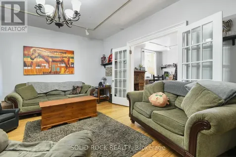 28 Wilson Street West Perth ON K7H 2M9