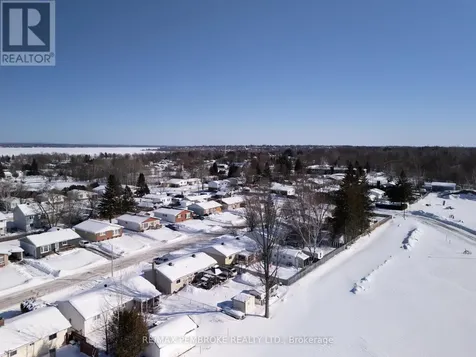 62 Eddy Crescent Pembroke ON K8A 0M1