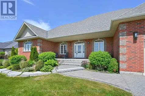 11 Harry Parker Place Adjala-tosorontio ON L0M 1J0