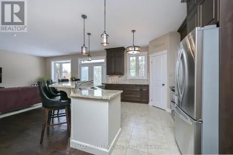 11 Harry Parker Place Adjala-tosorontio ON L0M 1J0