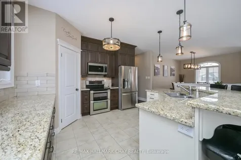 11 Harry Parker Place Adjala-tosorontio ON L0M 1J0