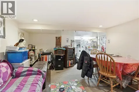27 Ontario Avenue Hamilton ON L8N 2X1