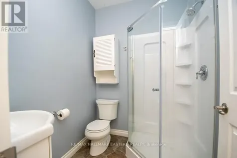 10 Hill Street Selwyn ON K0L 2H0