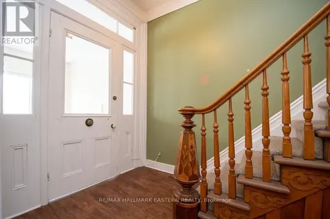10 Hill Street Selwyn ON K0L 2H0